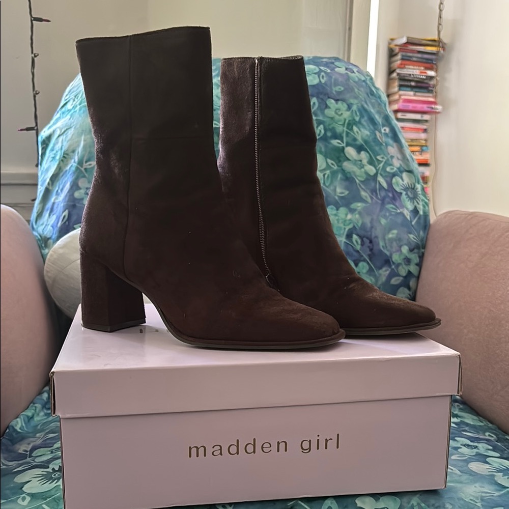 Madden Girl Brown Heeled Boots Versatile and Stylish
